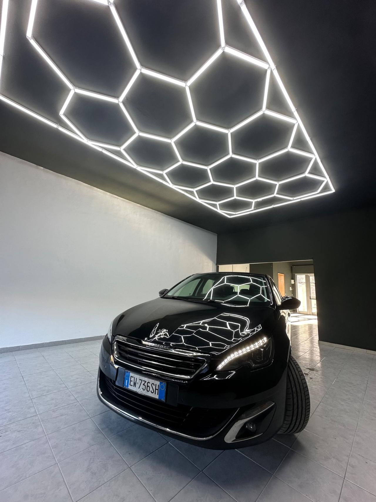 Peugeot 308 BlueHDi 150 S&S Allure