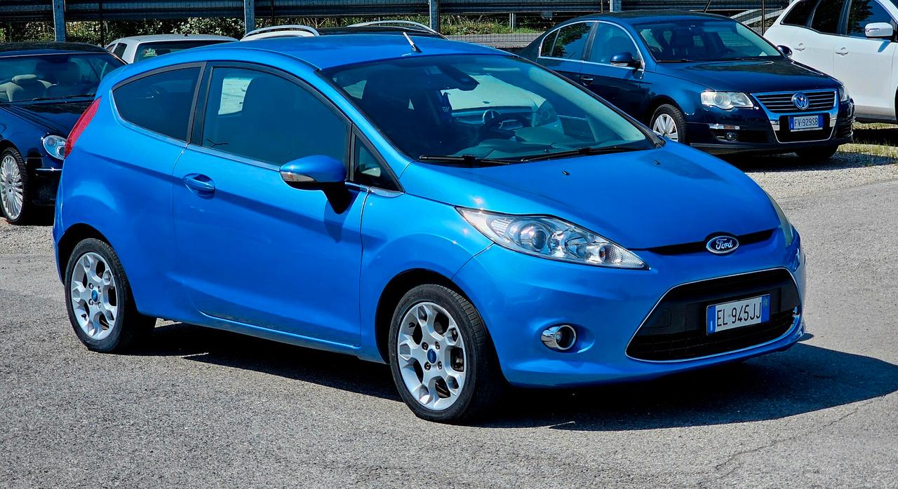 Ford Fiesta 1.4 TDCi 70CV 3 porte Titanium