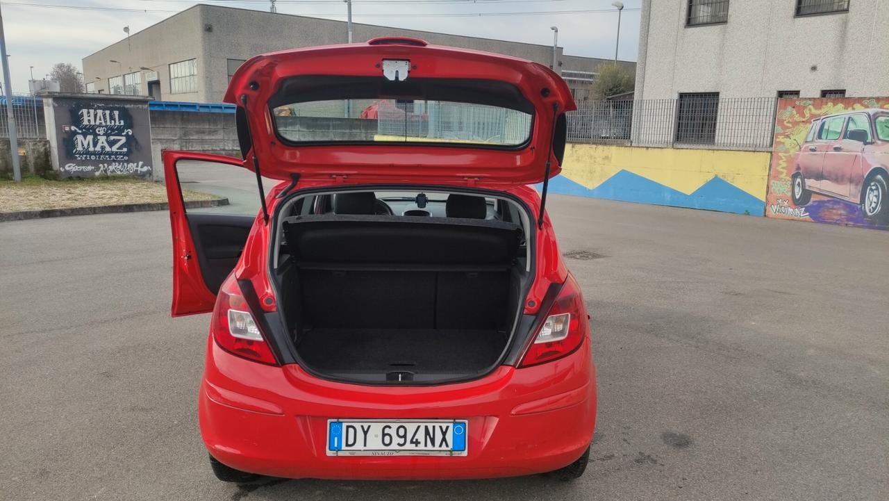 Opel Corsa 1.2 80CV 5 porte GPL-TECH NEOPATENTATI - 2009