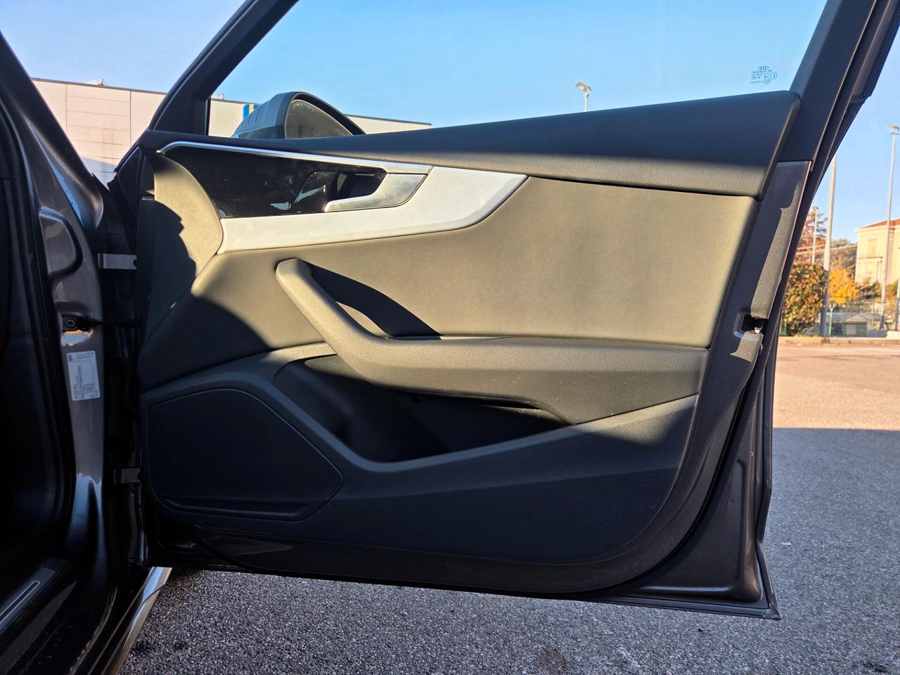 Audi A4 Avant 35 TDI/163 CV S tronic line edition