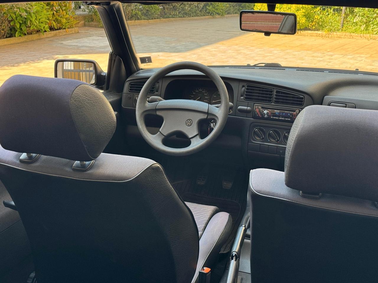 Volkswagen Golf Cabriolet 1.8 75 cv cat Avantgarde