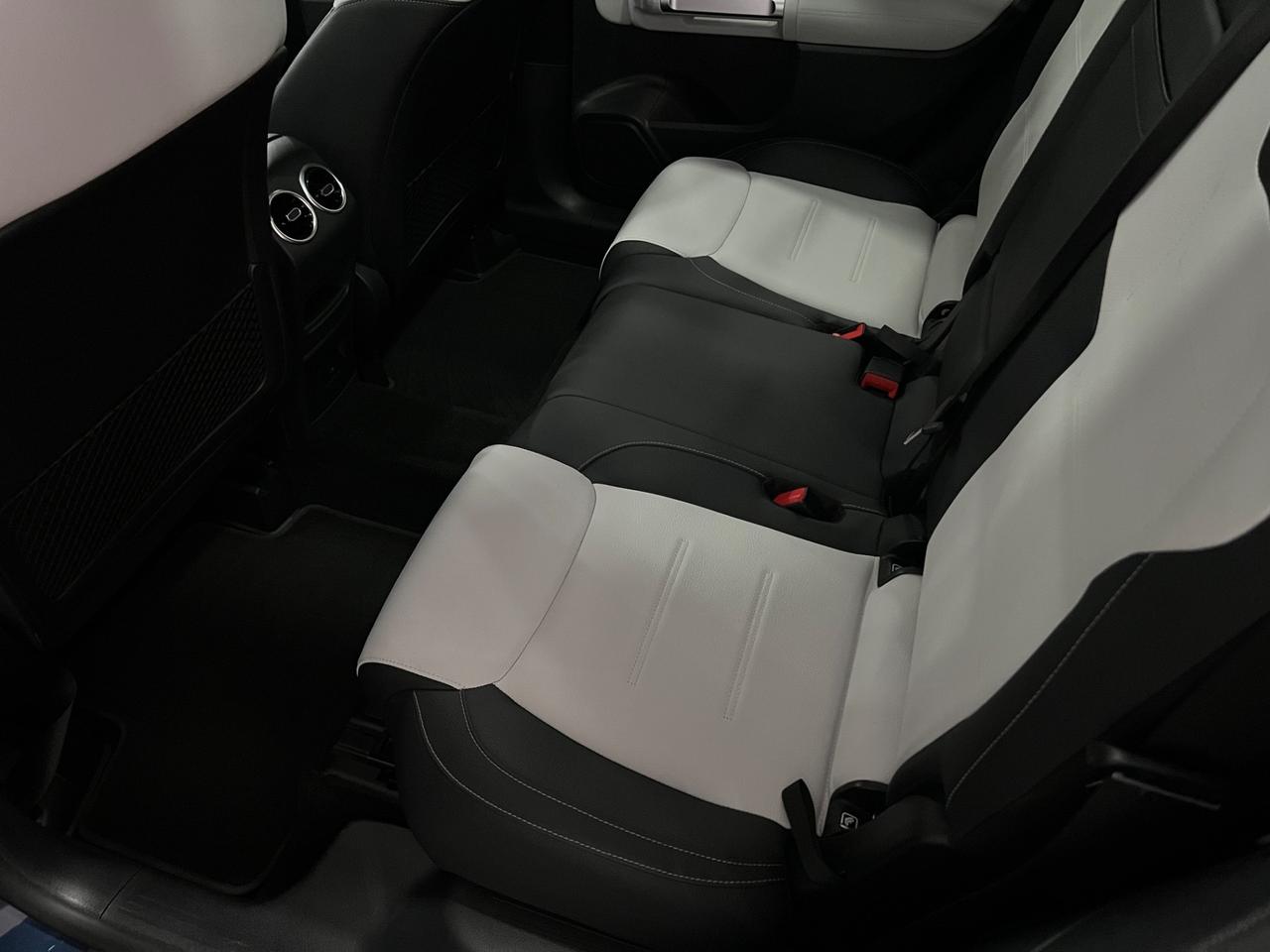 Mercedes Benz GLB 200d Aut. Premium AMG 4MATIC