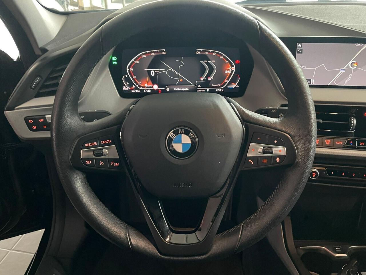 BMW 116d SPORT AUT 116cv *COCKPIT*