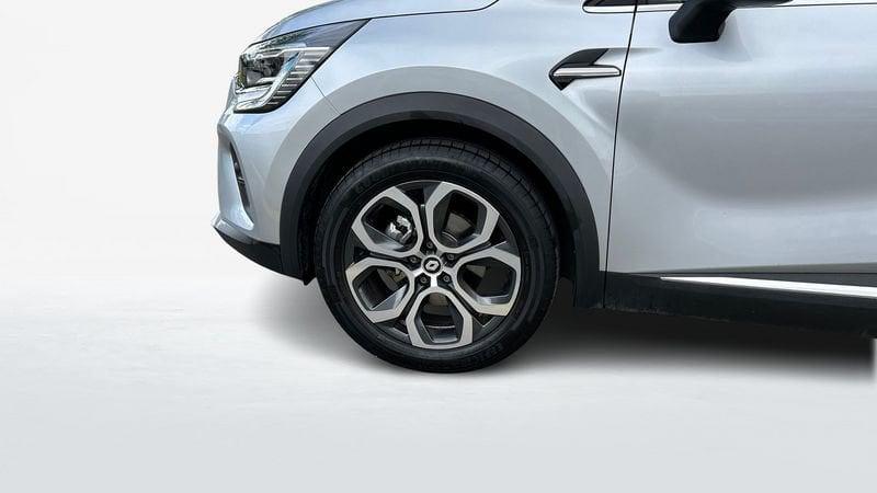 Renault Captur 1.6 E-Tech hybrid Techno Fast Track 145cv auto 1.6 E-TECH Hybrid Techno Fast Track Auto