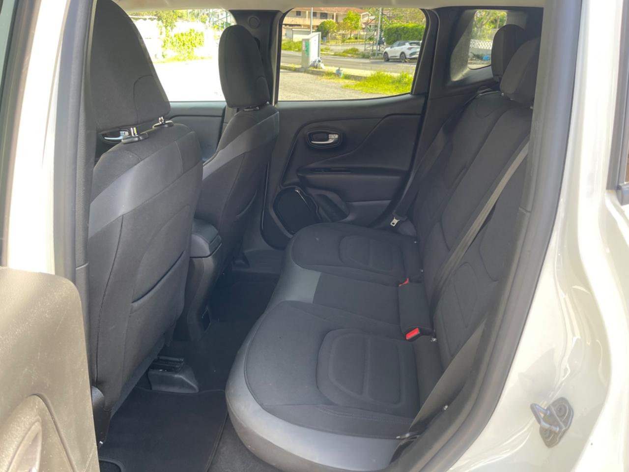 Jeep Renegade 1.6 Mjt DDCT 120 CV Limited