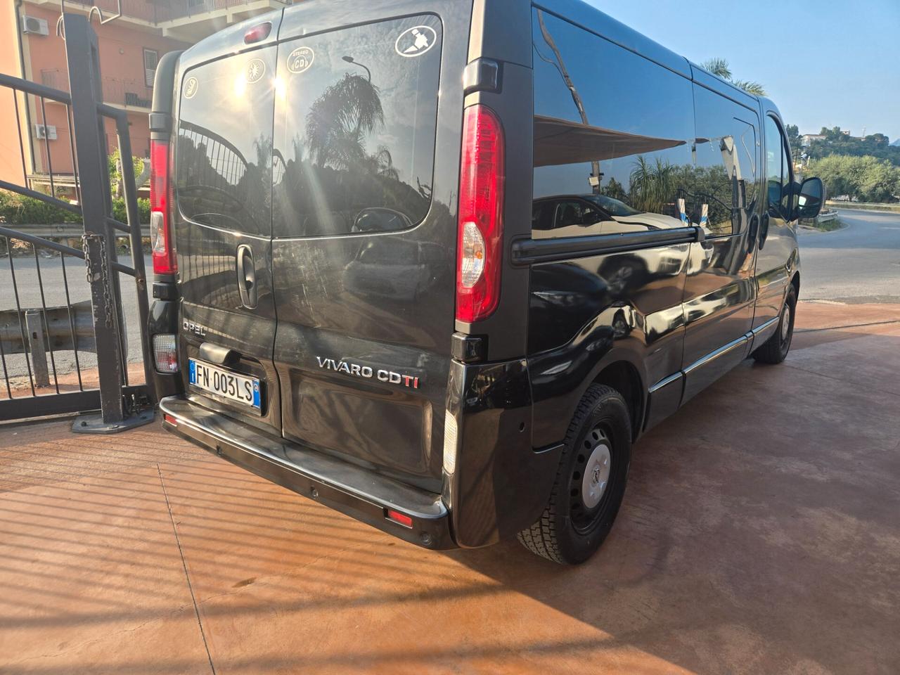Opel Vivaro 29 2.0 CDTI PL-TN Combi 9 posti