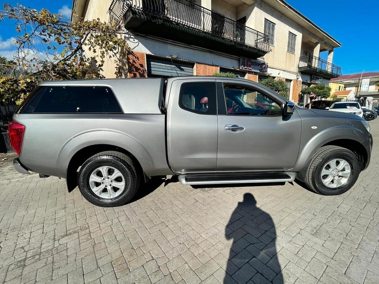 Nissan Navara 2.3 dCi 4WD King Cab N-Connecta HARD TOP