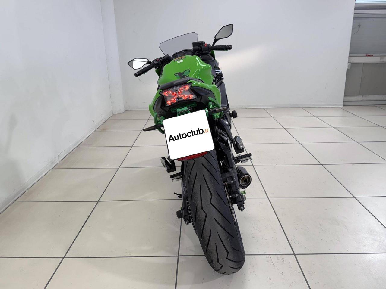 KAWASAKI Ninja 650