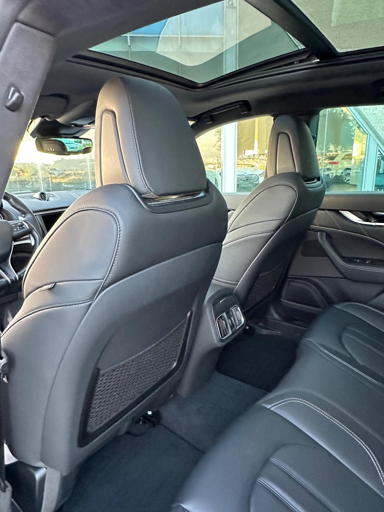 Maserati Levante 3.0 V6 Modena S possibilità noleggio no scoring