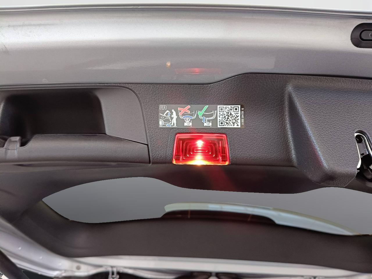 Mercedes-Benz GLB 200 d 4MATIC