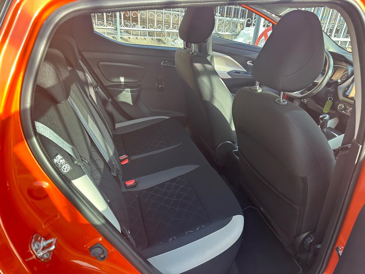 Nissan Micra 0.9 IG-T 12V 5 porte N-Connecta