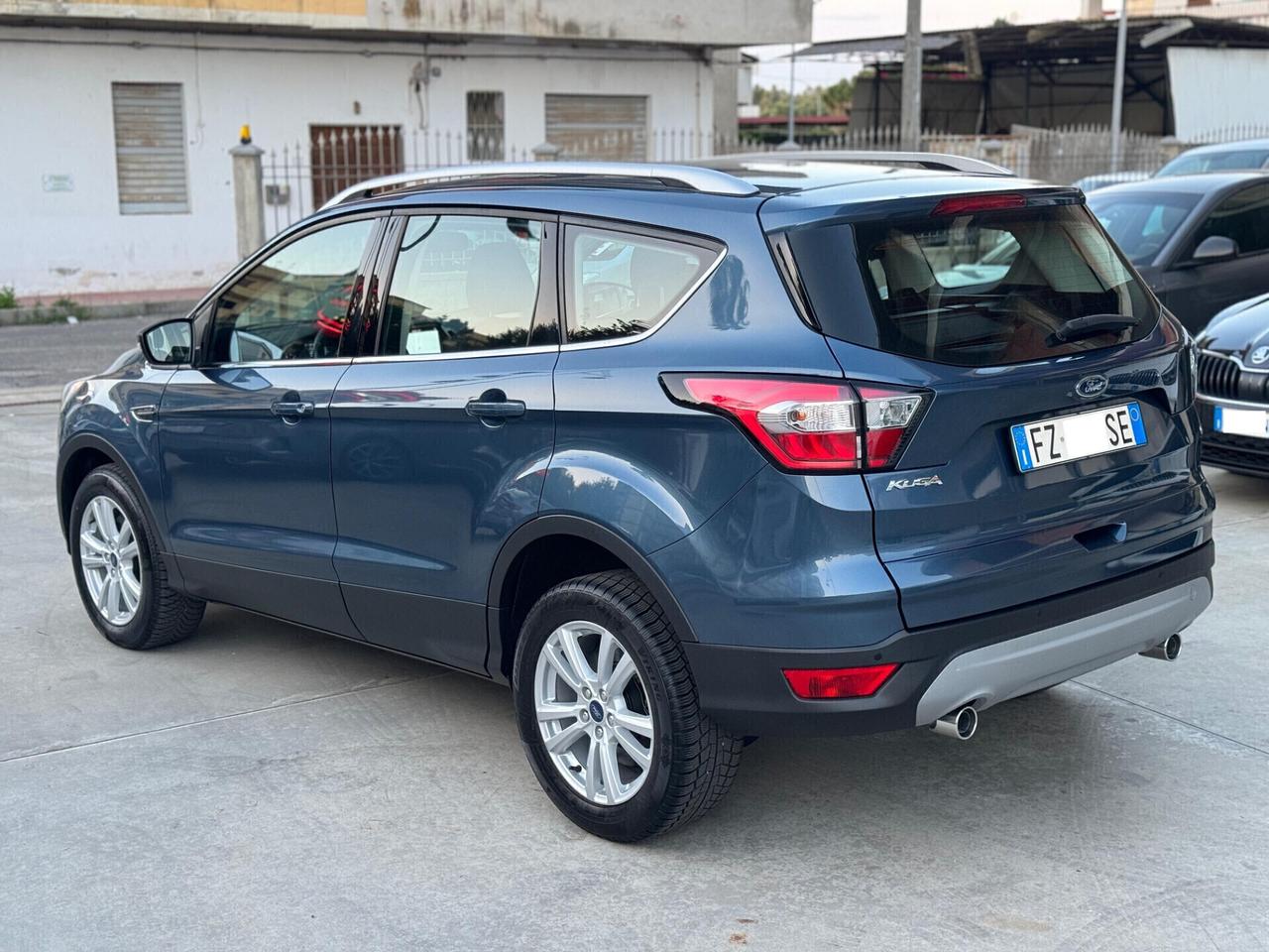 Ford Kuga 2.0 TDCI 120cv NAVIGATORE-FARI FULL LED