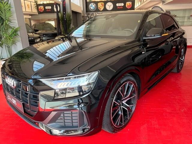AUDI Q8 5.0 TDI 286CV QUATTRO TIPTRONIC SPORT S-LINE T TETTO NAVI CERCHI VIRTUAL TELECAMERA 360 GRADI