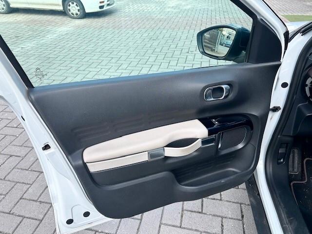 Citroen C4 Cactus BlueHDi 100 S&S ETG6 Shine