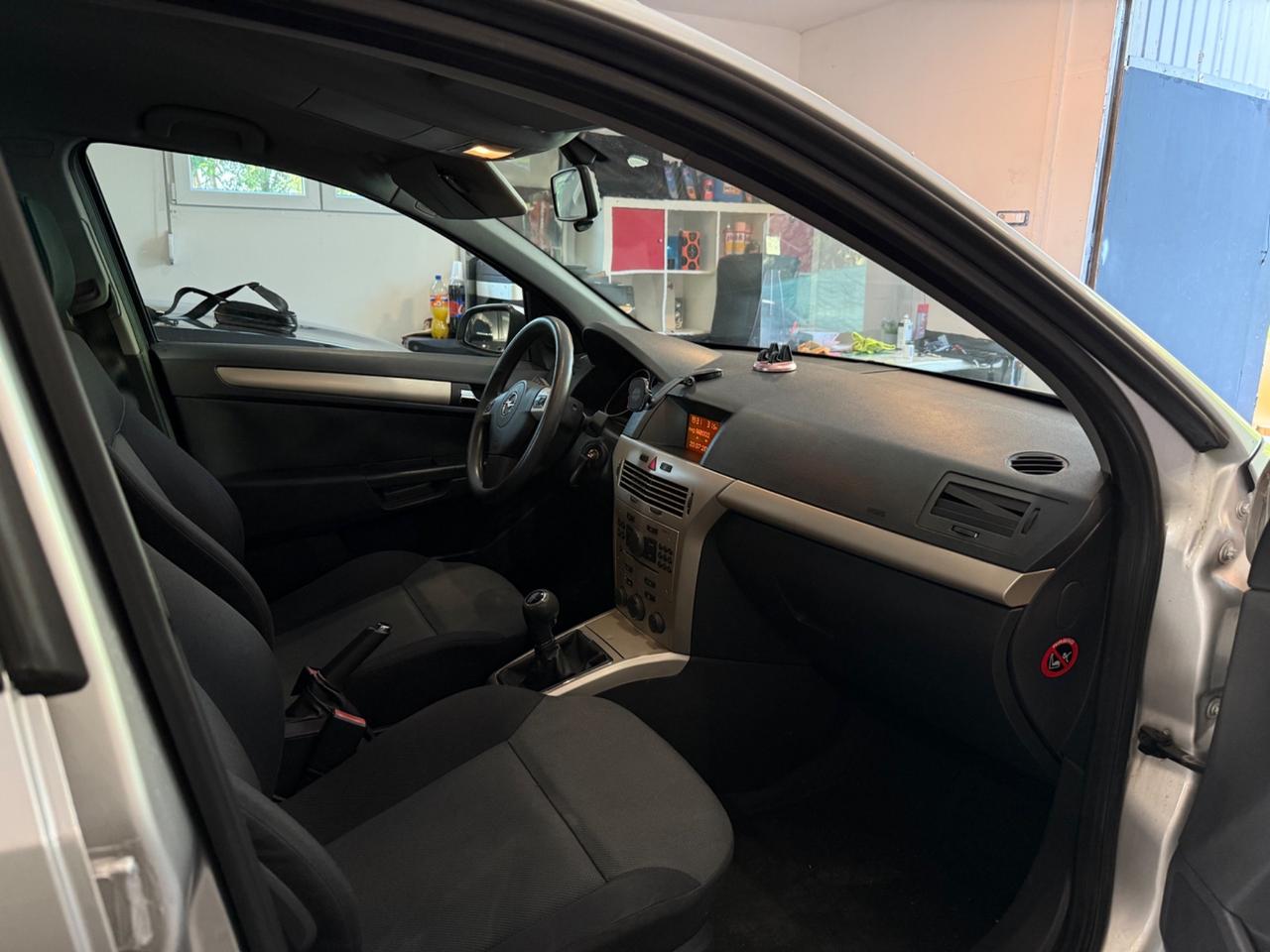 Opel Astra 1.6 GPL BENZINA 2007