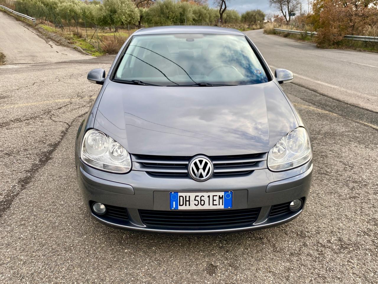 Volkswagen Golf 1.9 TDI 6 Marce 5p. Sportline