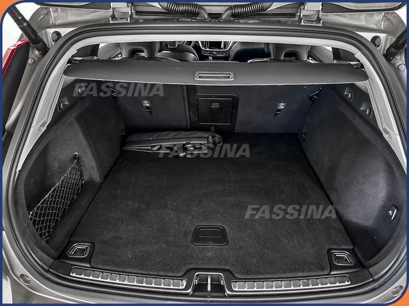 Volvo V60 V60 2.0 b3 Momentum Business Pro auto 8m my21