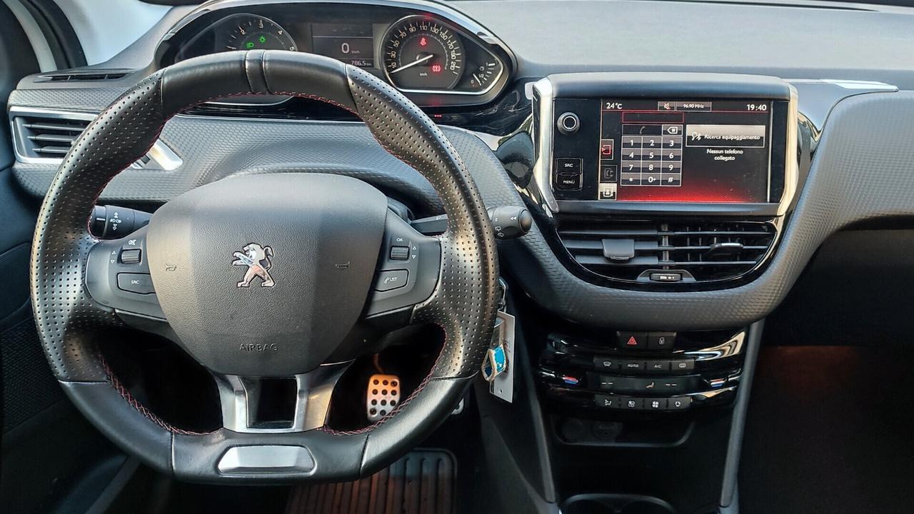 Peugeot 208 BlueHDi 100 5 porte GT Line