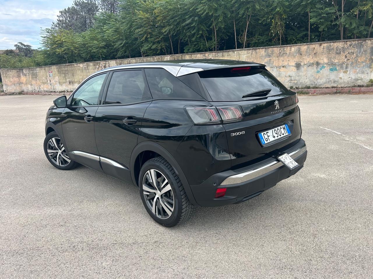 Peugeot 3008 BlueHDi 130 S&S EAT8 Allure da vetrina