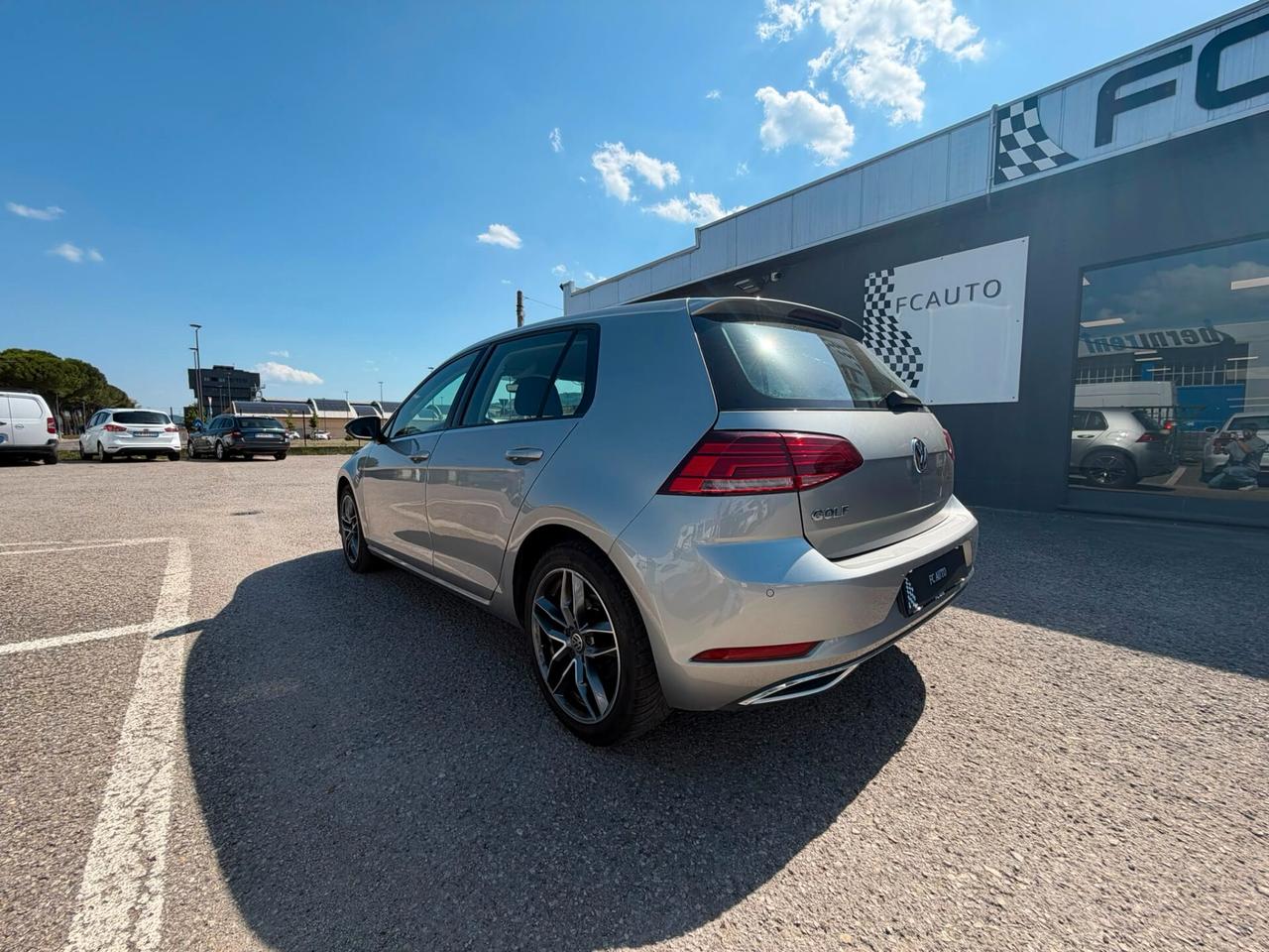 Volkswagen Golf 2.0 TDI DSG 5p. Business BlueMotion Technology