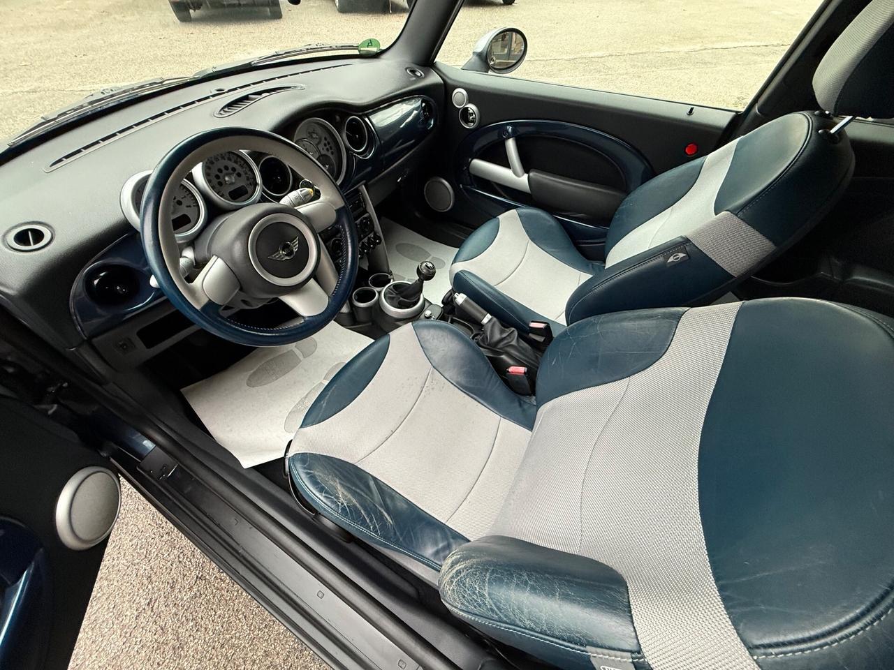 Mini 1.6 16V Cooper Checkmate