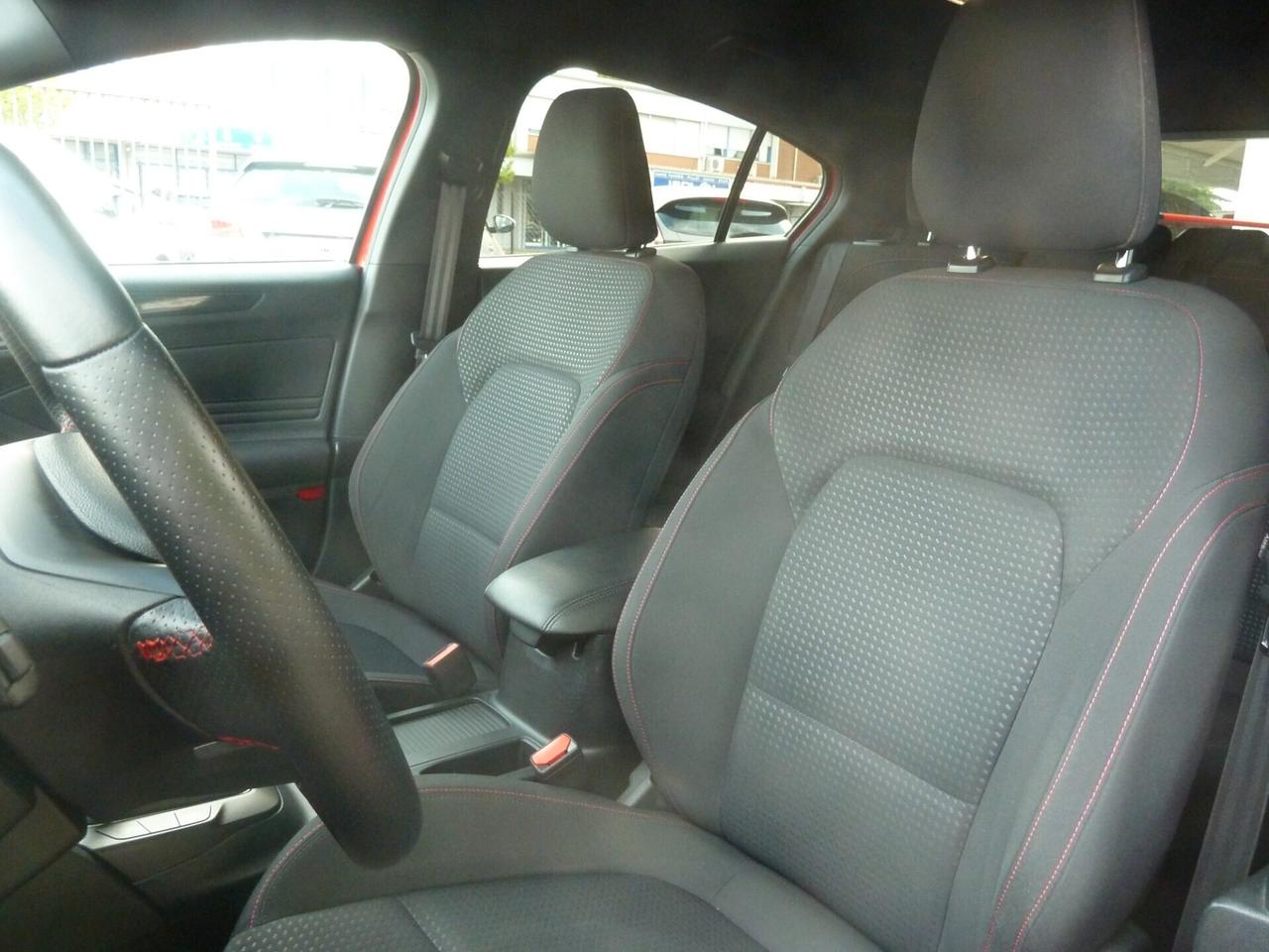 Ford Focus 1.0 125 CV ST Line OK neopatentati