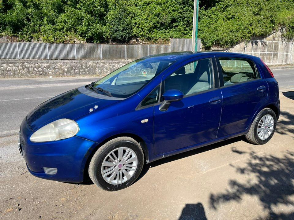 Fiat Grande Punto 1.3 MJT 75 CV 5 porte Dynamic