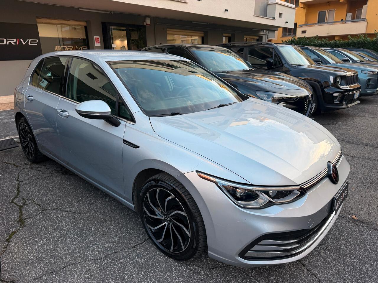 VOLKSWAGEN Golf 8ª serie Golf 1.5 eTSI 130 CV ...