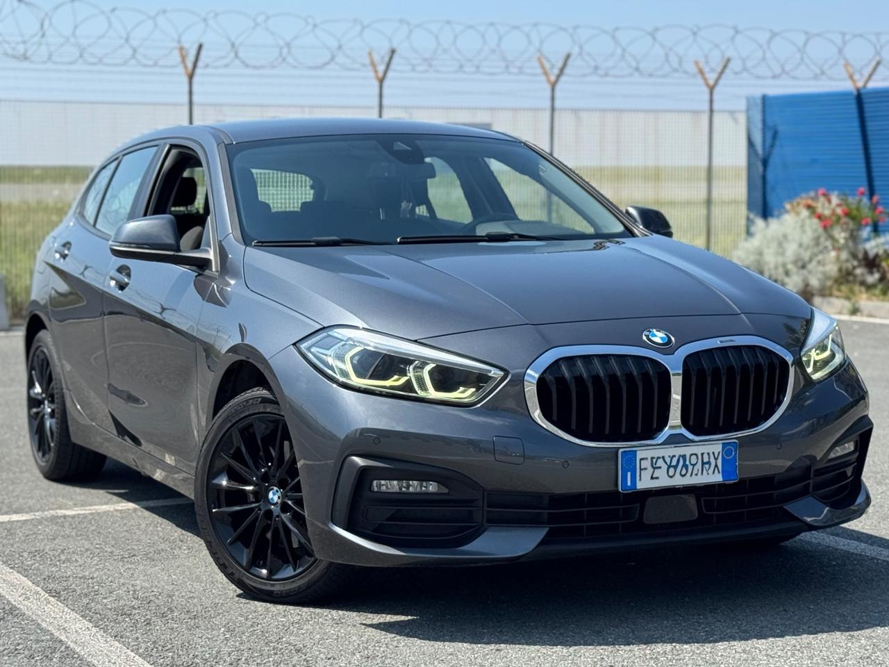 BMW 116D LUXURY AUTOMATICA GARANZIA! PERMUTABILE