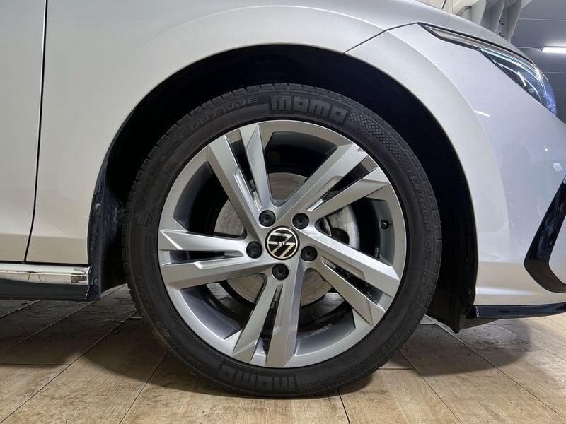Volkswagen Golf Golf 1.5 tsi evo R-Line 130cv