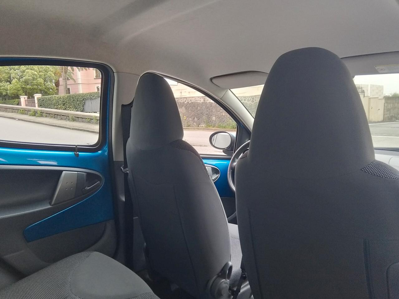 Peugeot 107 1.0 68CV 5p. Plaisir