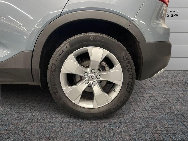 Volvo XC40 1.5 t3 Momentum Pro 163cv my21