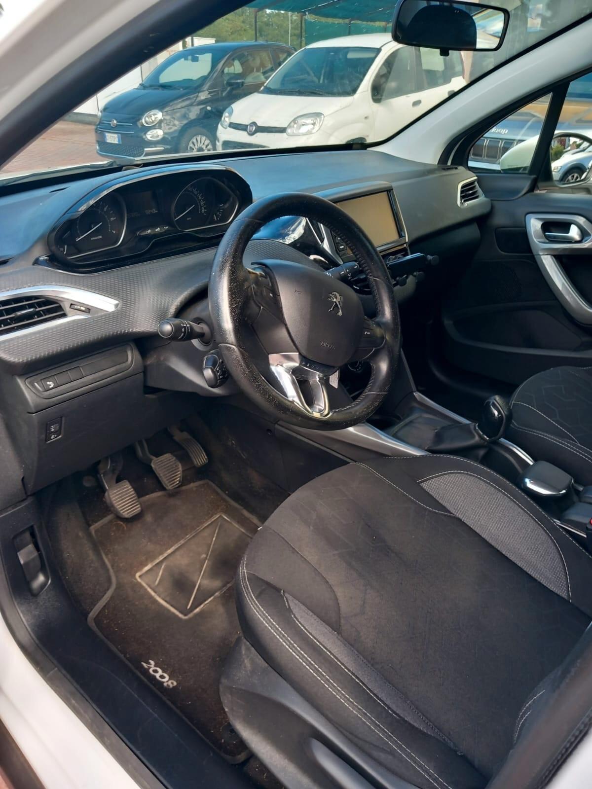 Peugeot 2008 PureTech 82 Allure