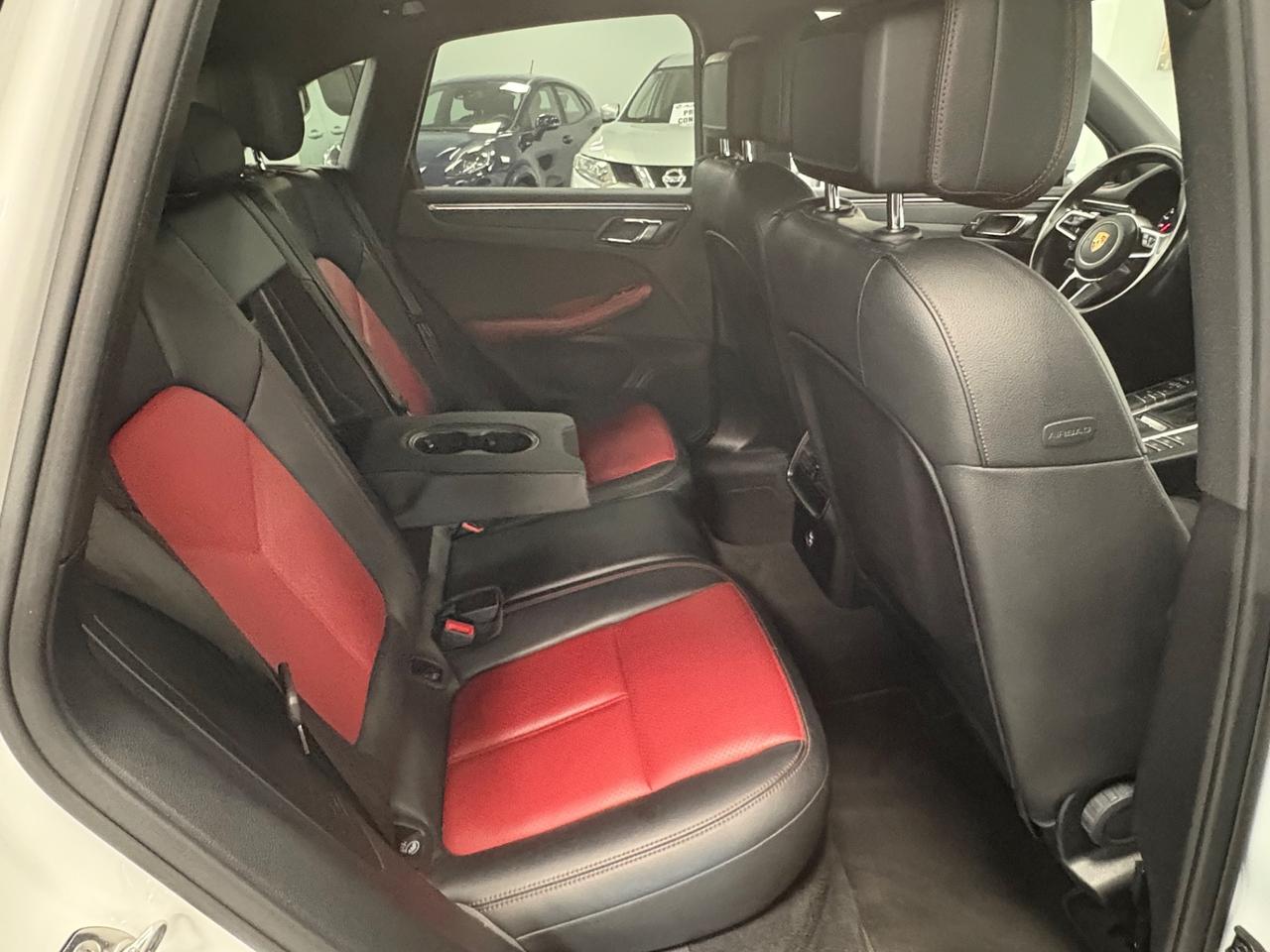 Porsche Macan 2.0 Benzina 245cv 2020 km 137000