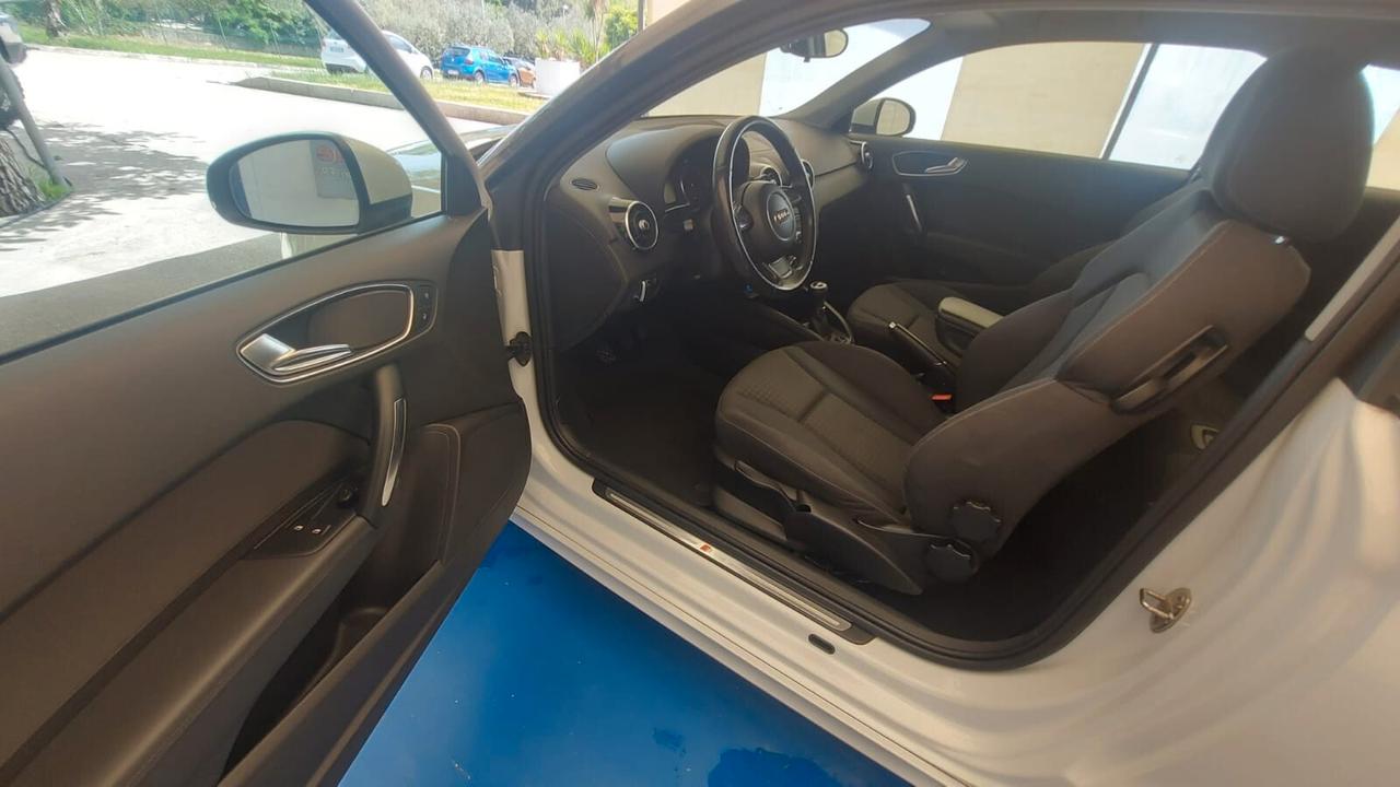 Audi A1 1.4 TFSI S tronic Ambition