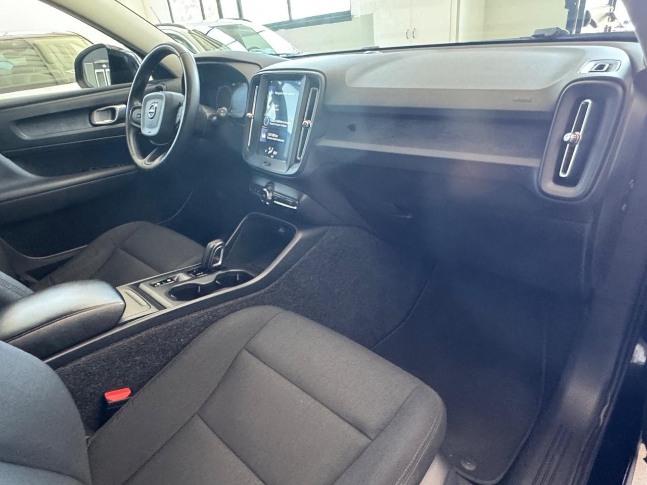 Volvo XC40 D3 Momentum aut/vietual Coc