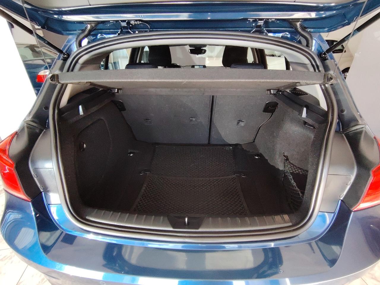 Bmw 116 116d 5p. Urban