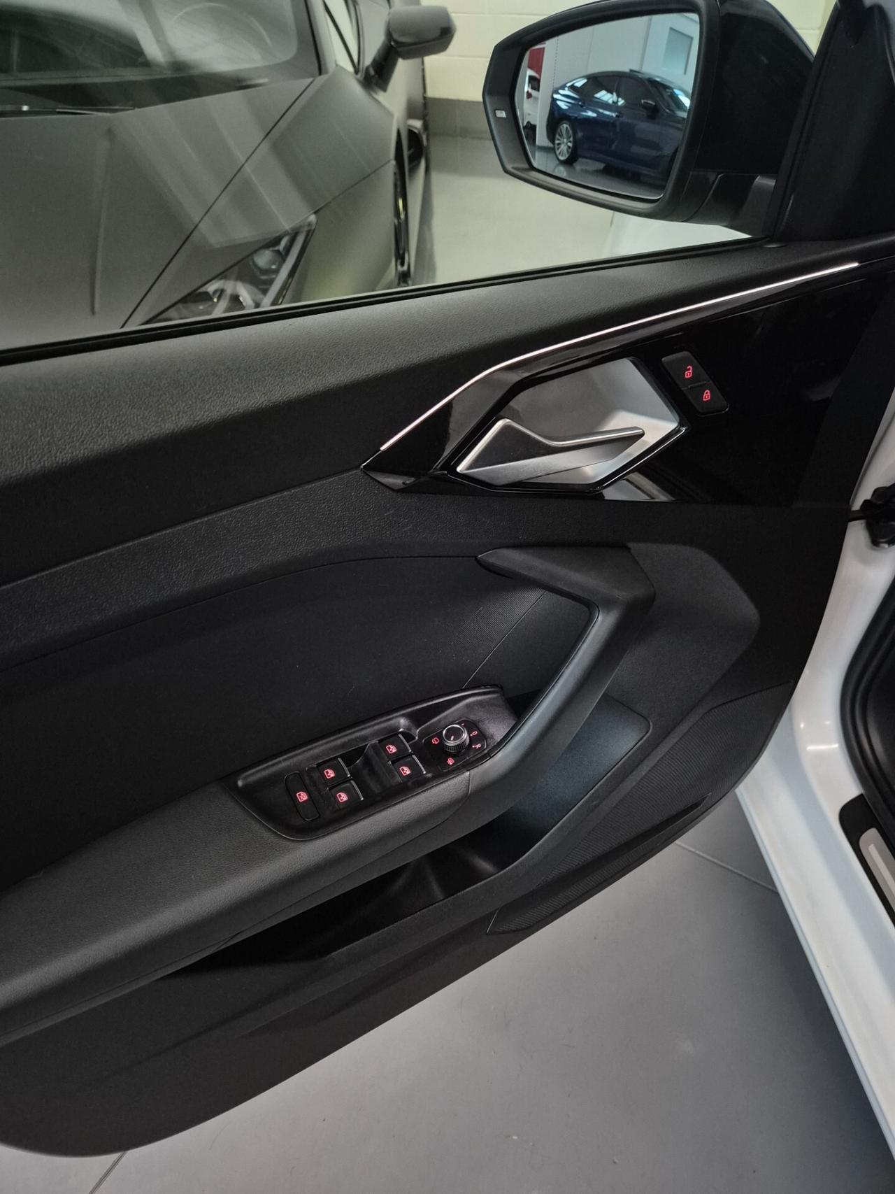 Audi A1 30 TFSI 1.0cc 116cv S-Tronic FullLed CarPlay Auto