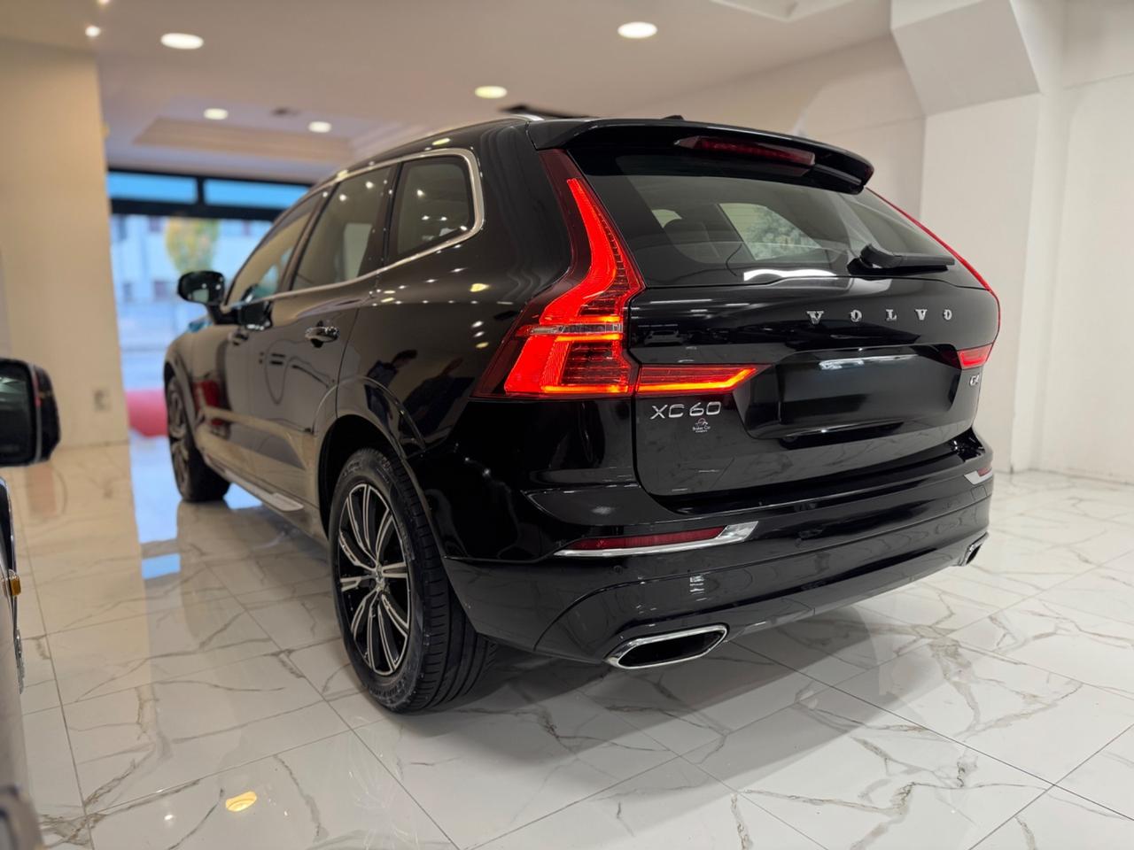 Volvo XC 60 AUTOMATICA Regenered Car