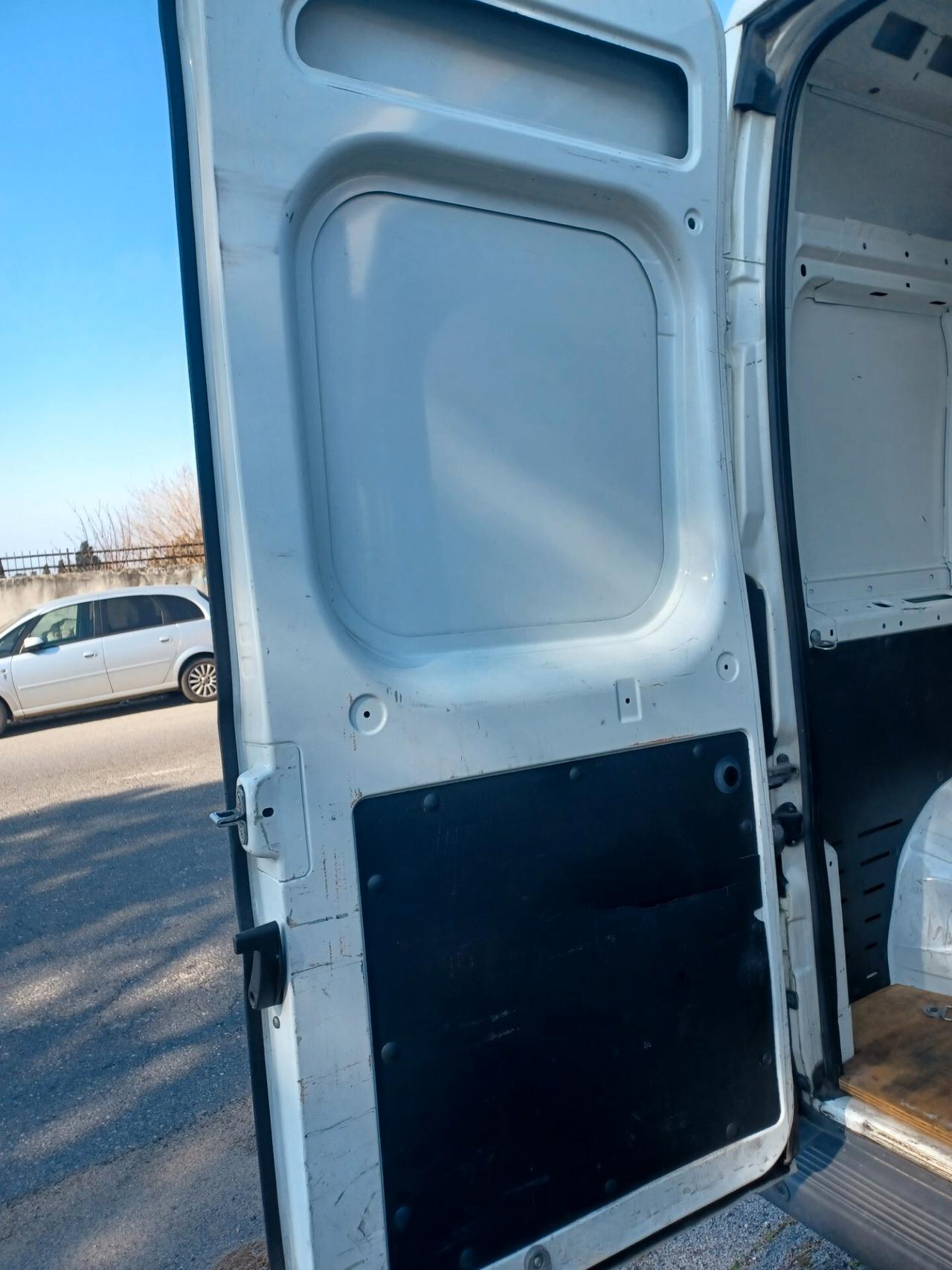 PEUGEOT BOXER 2.2 HDI PM TA ANNO 2015