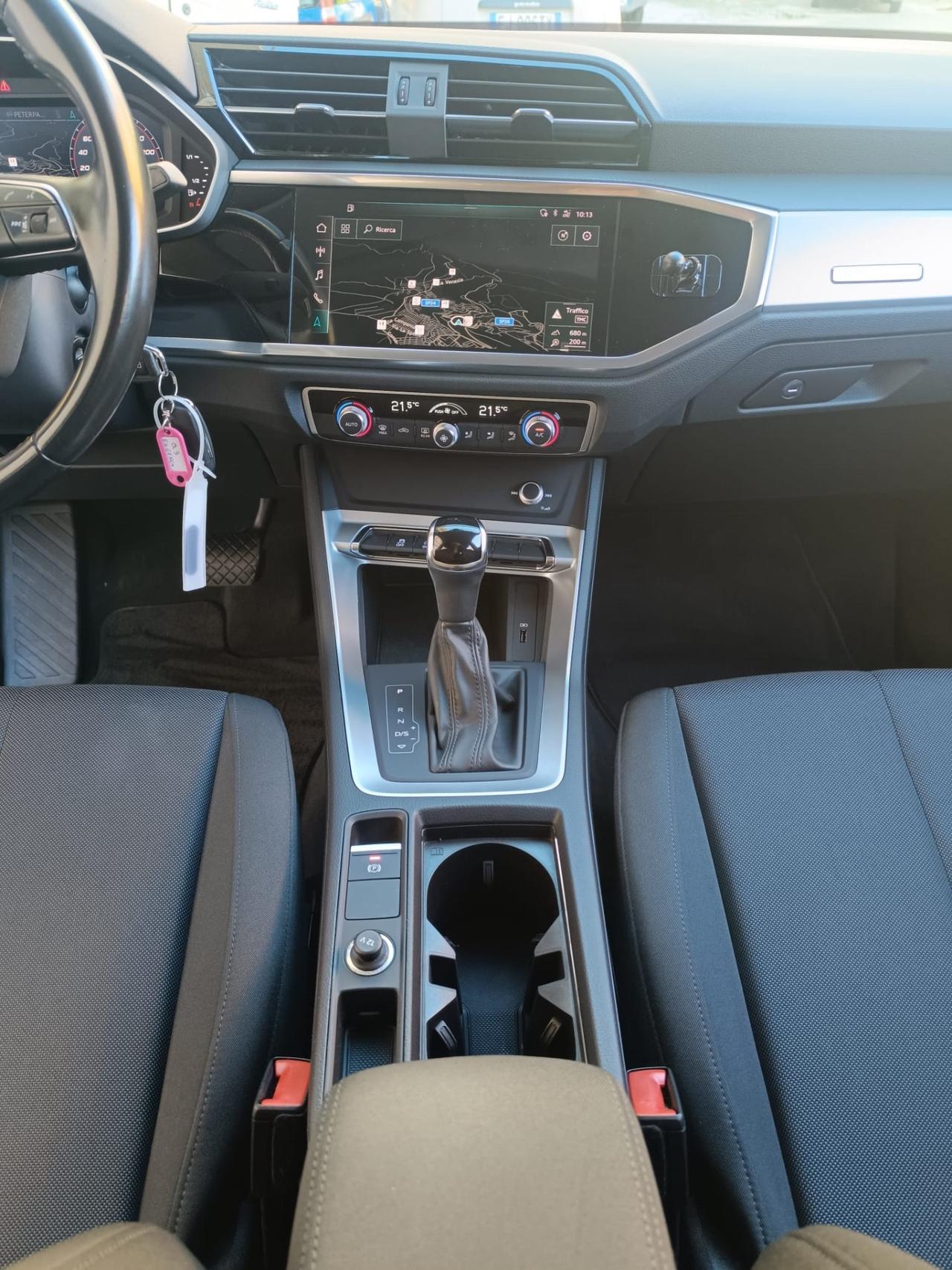 Audi Q3 35 TDI S tronic Business Advanced