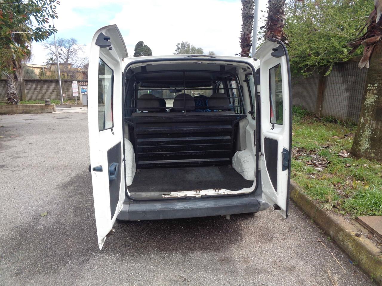 Fiat Doblo 1.9 diesel Cargo Combi 5 posti SX ( Finanziabile )