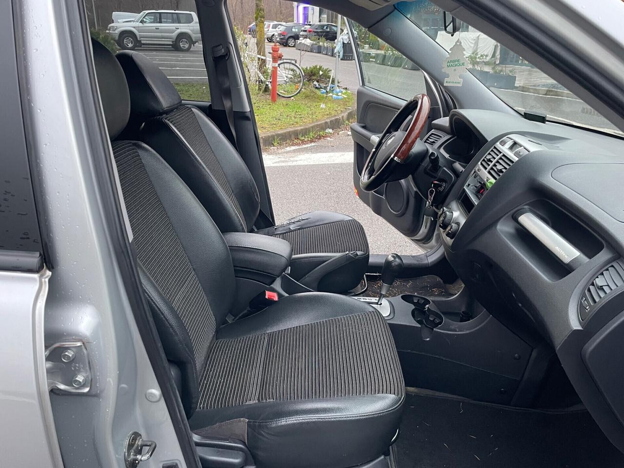 Kia Sportage 2.0 CRDI VGT 140CV*Automatik*Cerchi*