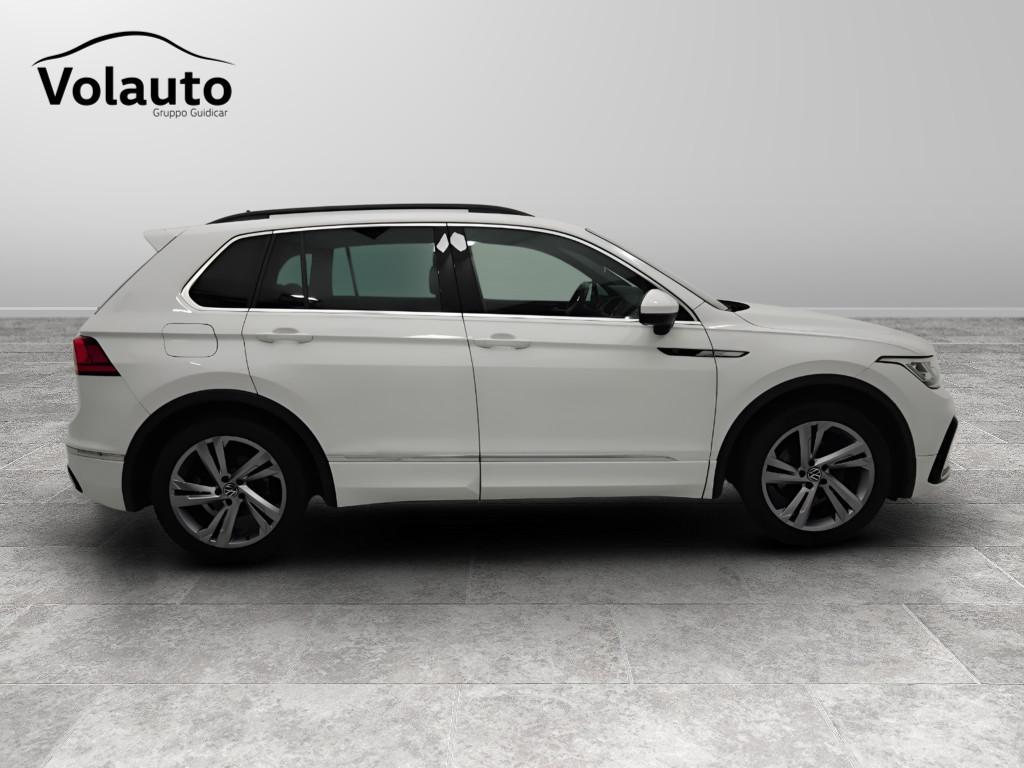 VOLKSWAGEN Tiguan II 2021 - Tiguan 1.5 tsi R-Line 150cv dsg
