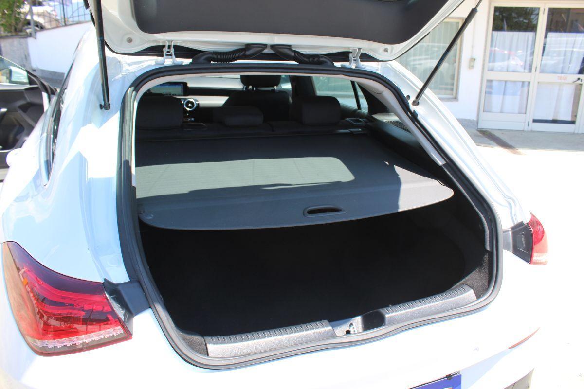 MERCEDES - Classe CLA - CLA 180 d Shooting Brake Premium