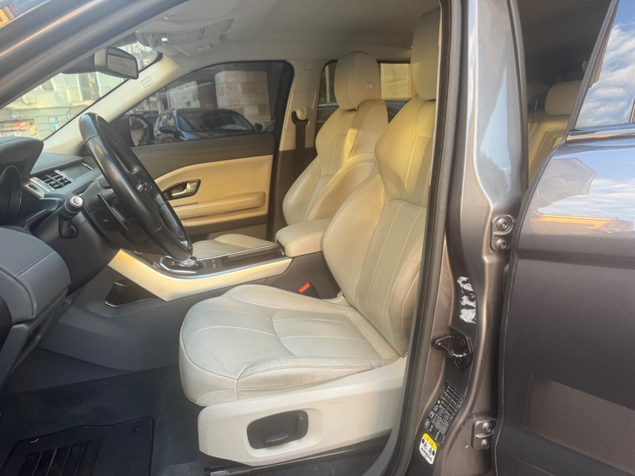Land Rover Range Evoque 2.0 TD4 180 CV 5p. Edition