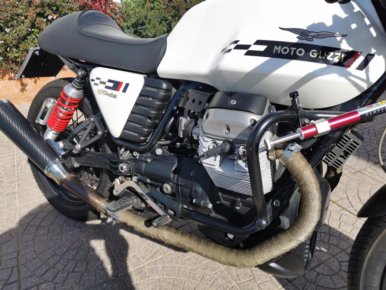 Moto Guzzi V7 CAFè CLASSIC - 2012 - RATE AUTO MOTO SCOOTE