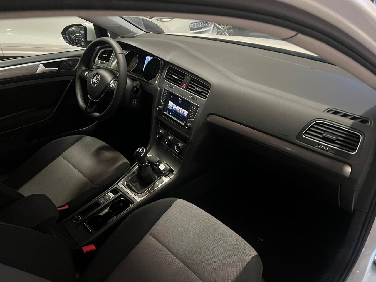 Volkswagen Touran 1.6 TDI 115 CV SCR DSG Business BlueMotion Technology