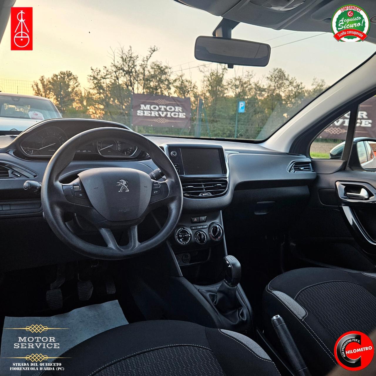 Peugeot 208 VERNICE OPACA KM DOCUMENTATI DA 89€ MESE