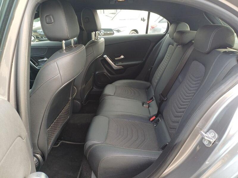 Mercedes-Benz Classe A A 180 d Progressive Advanced auto